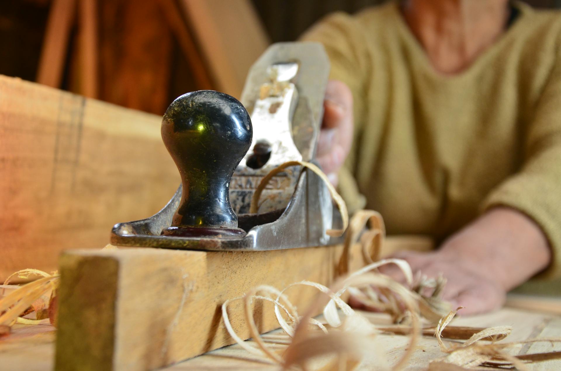 L'ébéniste, un artisan du bois